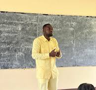 Daniel Ndjodo Bessala en situation d'enseignement